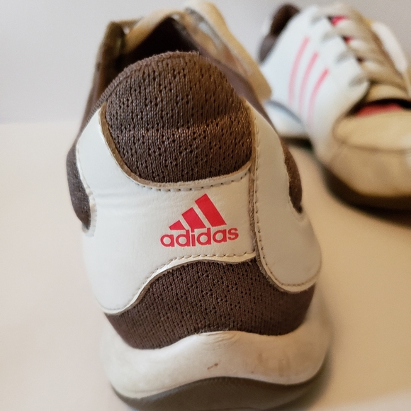 Adidas  Sleek patent running shoes - Picture 2 of 5